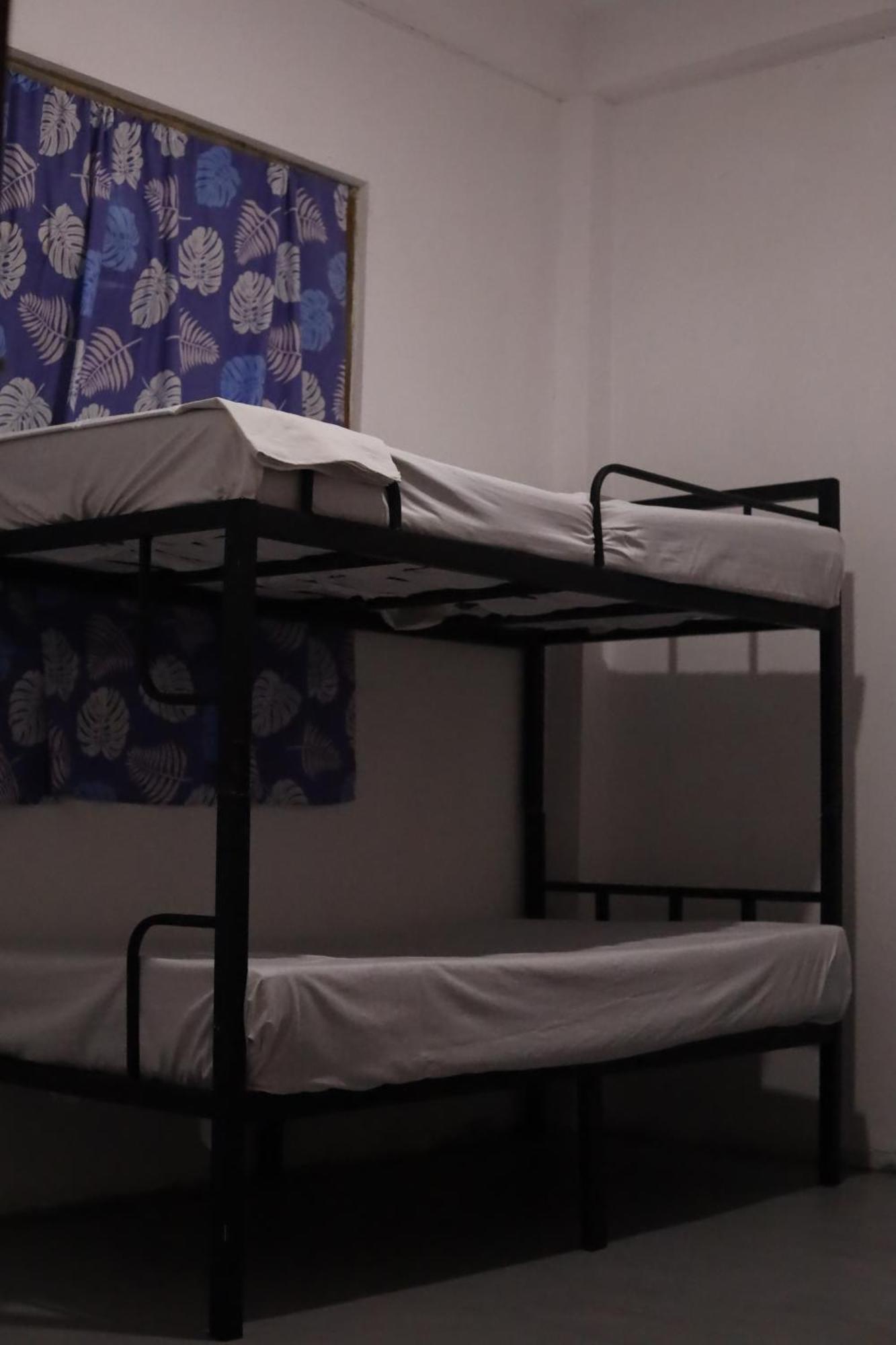 Bed & Baggage Vandrerhjem Ella Eksteriør bilde