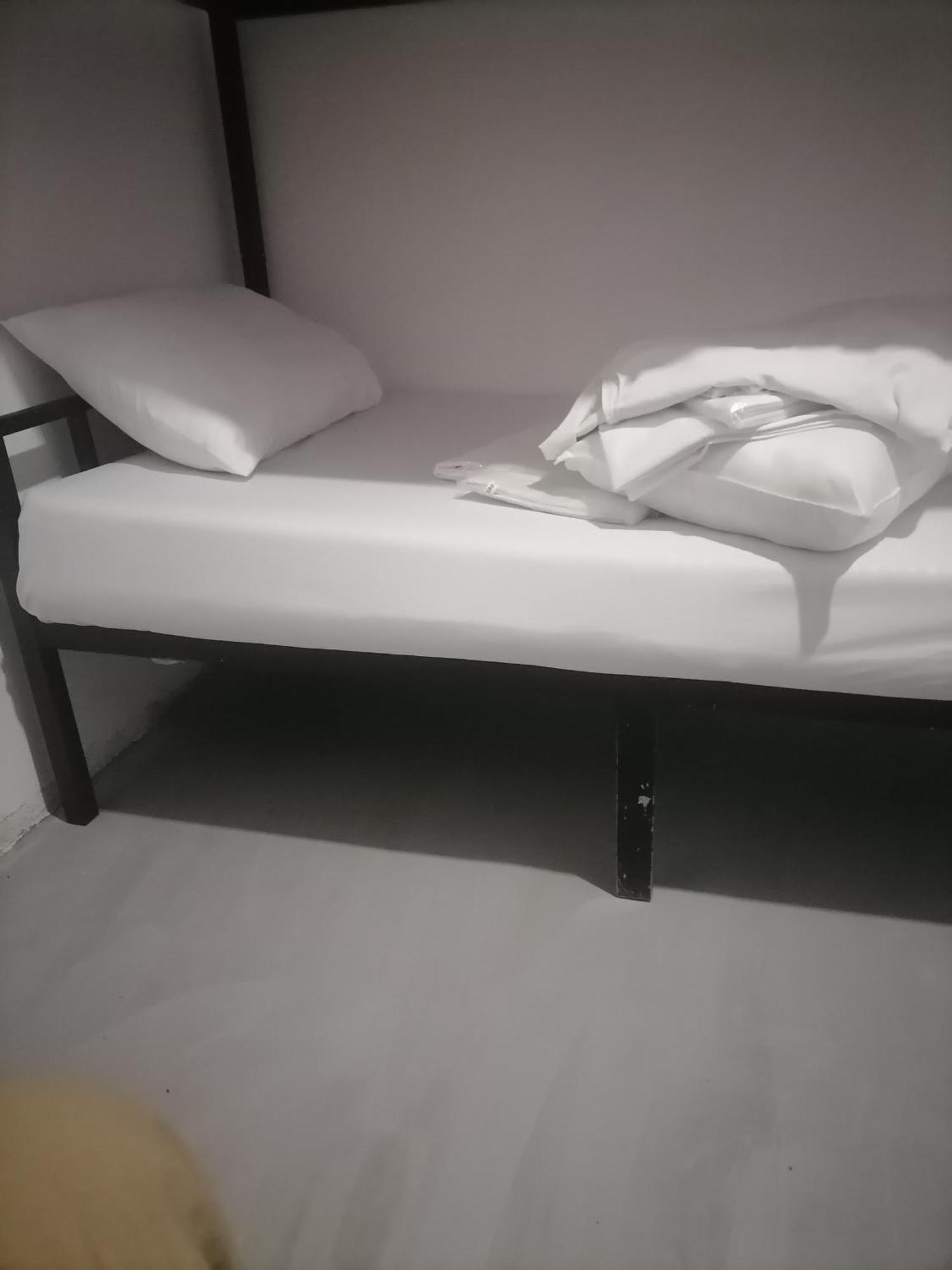 Bed & Baggage Vandrerhjem Ella Eksteriør bilde